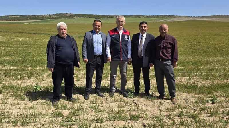 Kavga ettiği amcasını sokak ortasında tabancayla vurdu